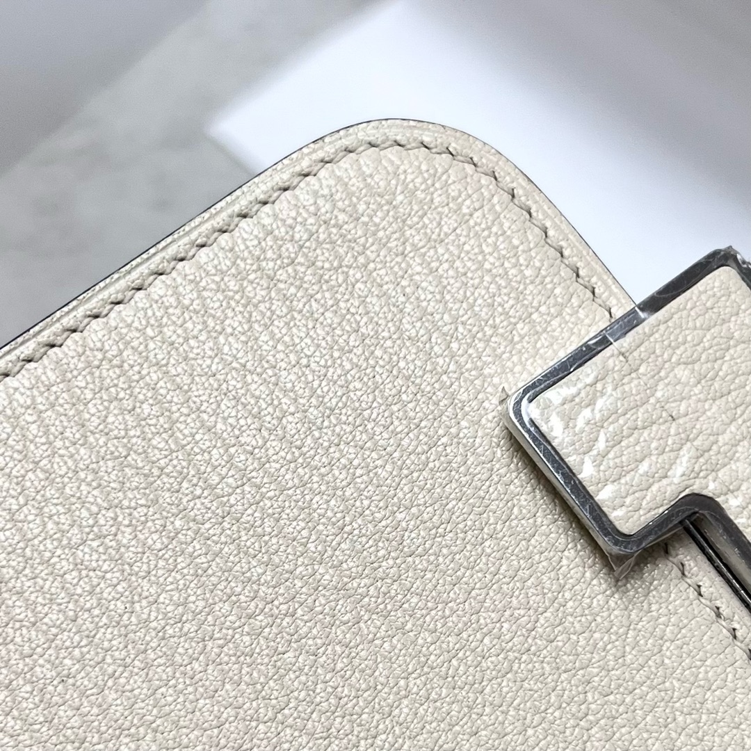 Hermes Geta Shoulder Bag In White Mysore Goatskin Leather